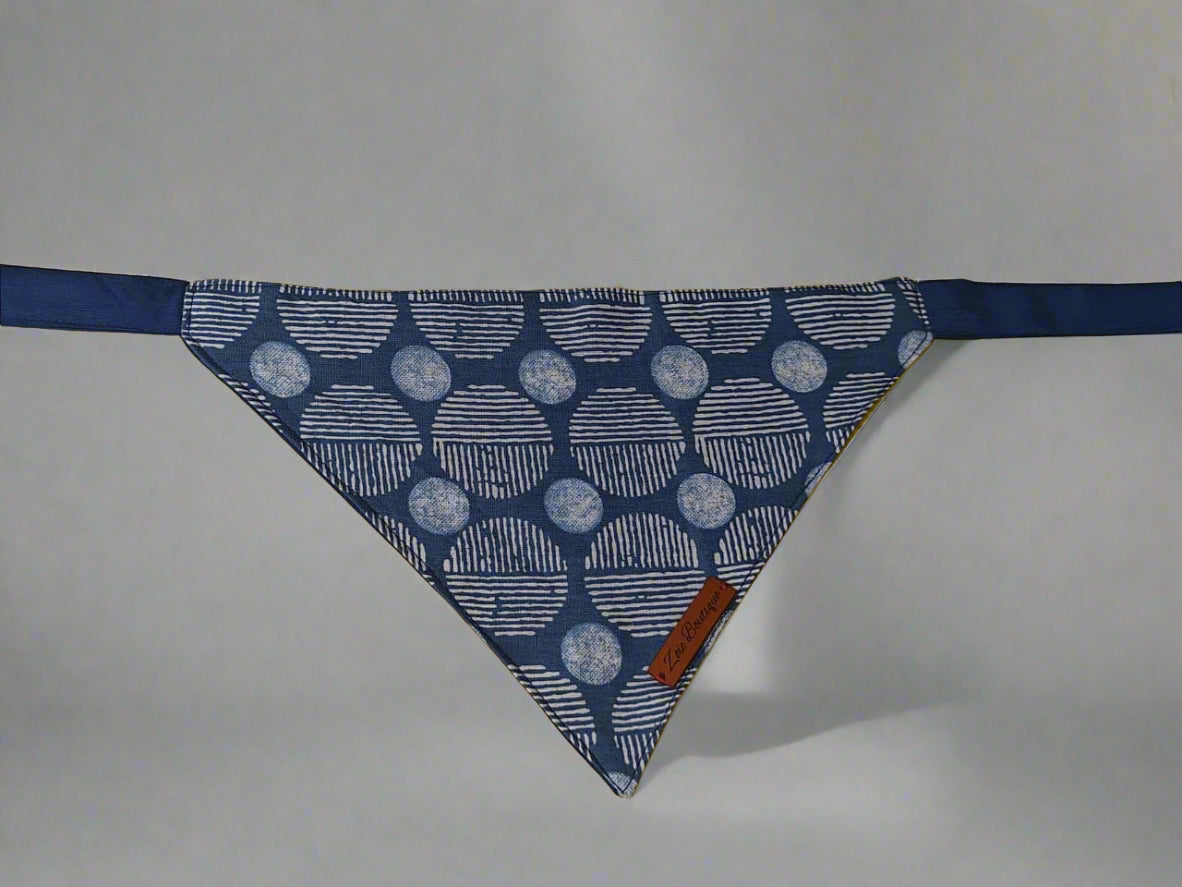 Reversible Dog Bandana with Dori / Tie Strings - Blue and White